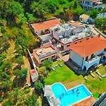 Bella Vista